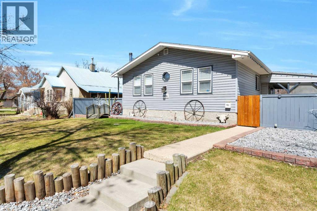 MLS® listing #29703570 for sale located at 5016 55 Avenue