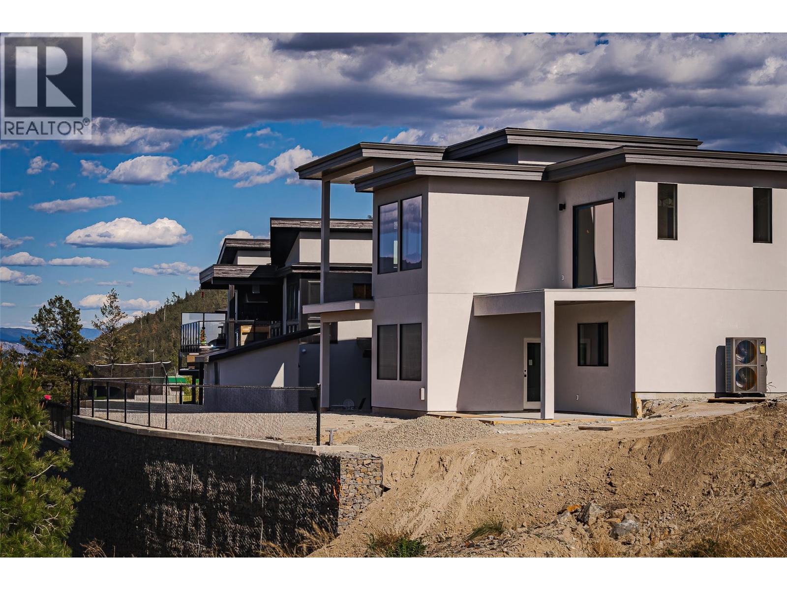MLS® listing #29704873 for sale located at 2281 Coldwater Drive