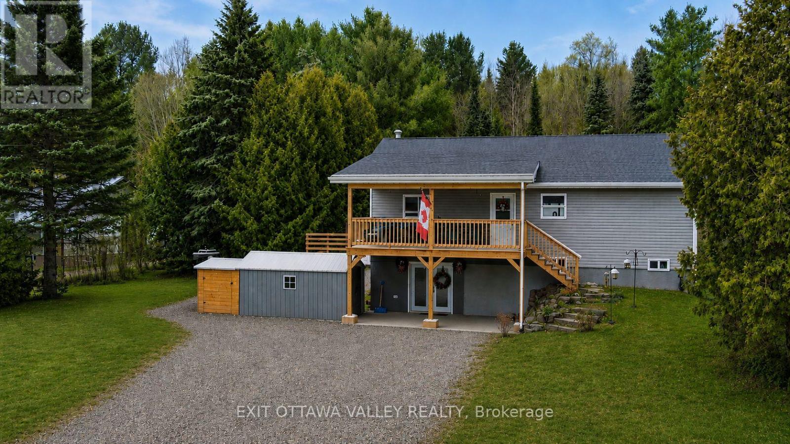 MLS® listing #29706815 for sale located at 39090 COMBERMERE ROAD