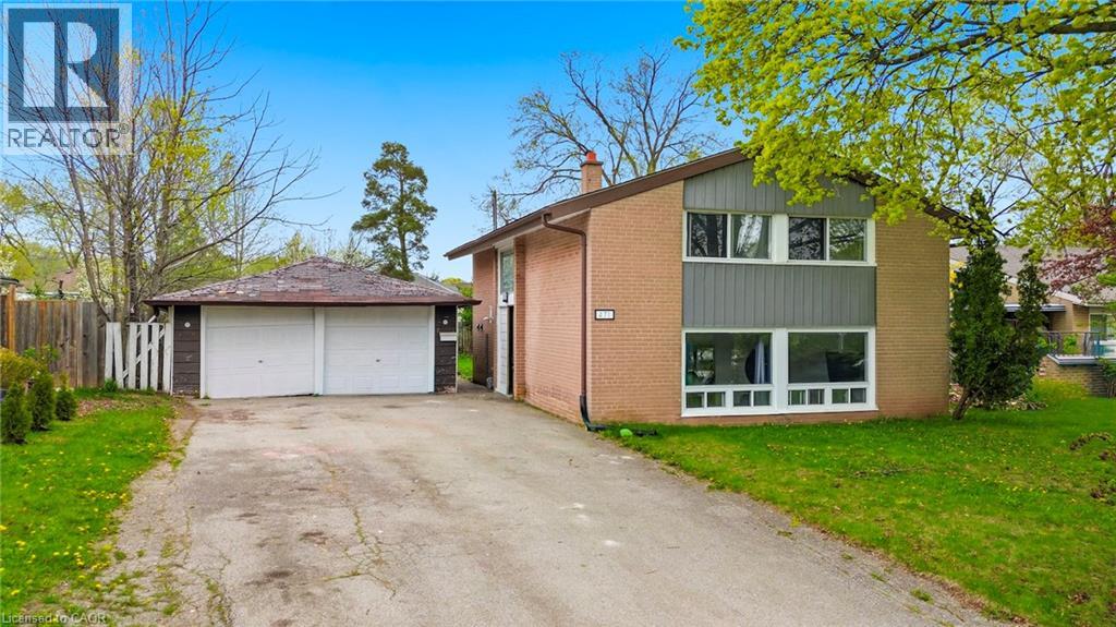 MLS® listing #29708070 for sale located at 471 SEABOURNE Drive