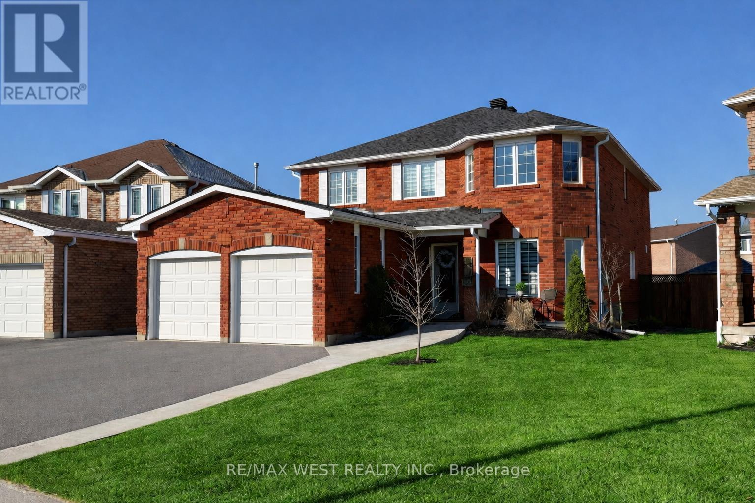 MLS® listing #29709345 for sale located at 12 BERRYDOWN DRIVE