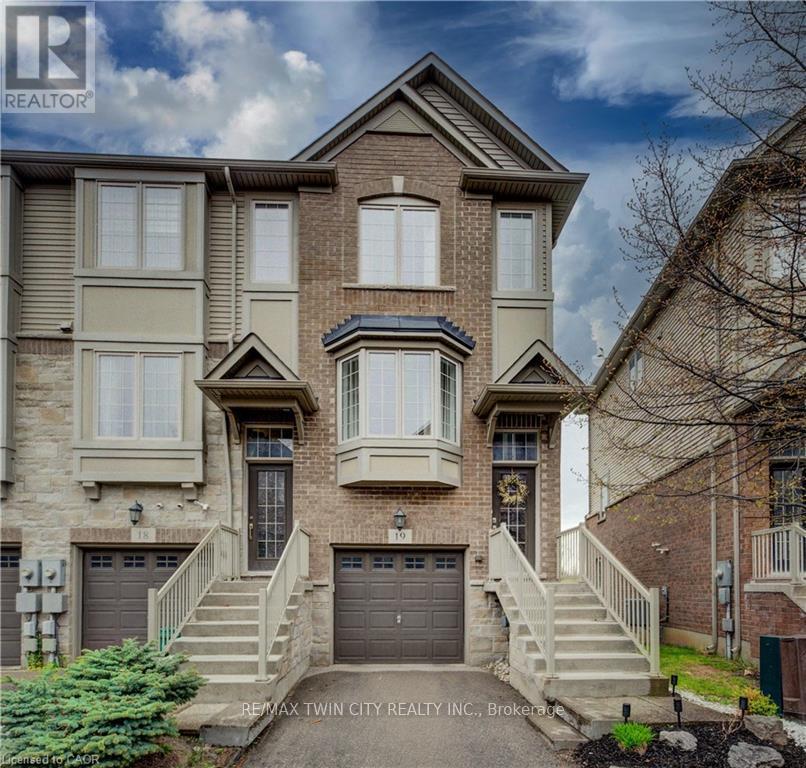 MLS® listing #29711726 for sale located at 19 - 342 MILL STREET