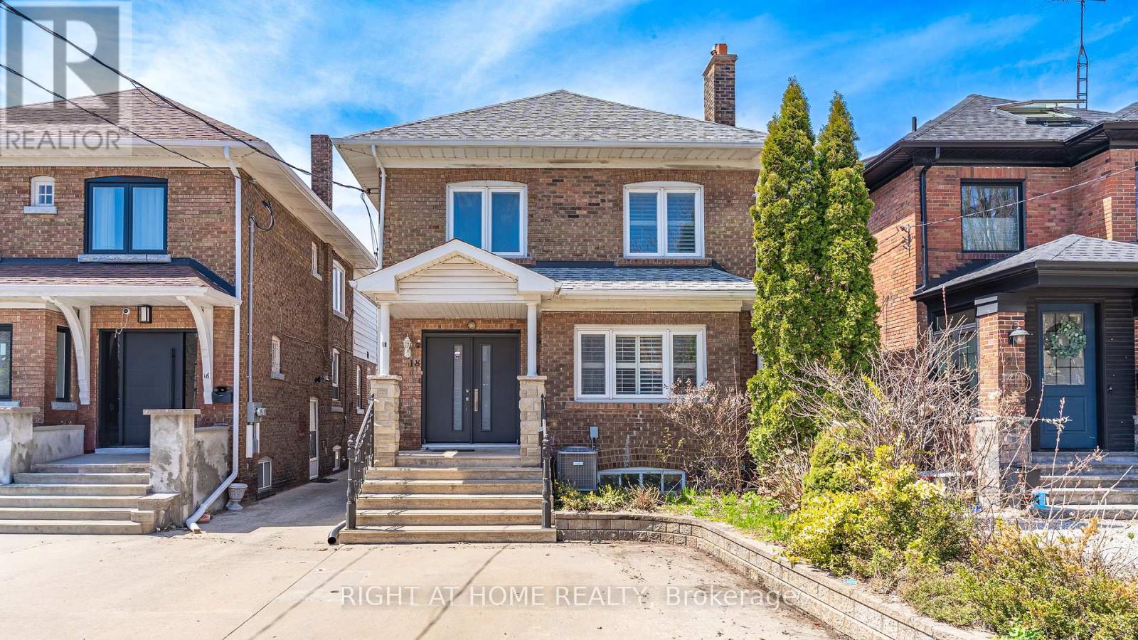 MLS® listing #29712894 for sale located at 18 RUSHOLME ROAD