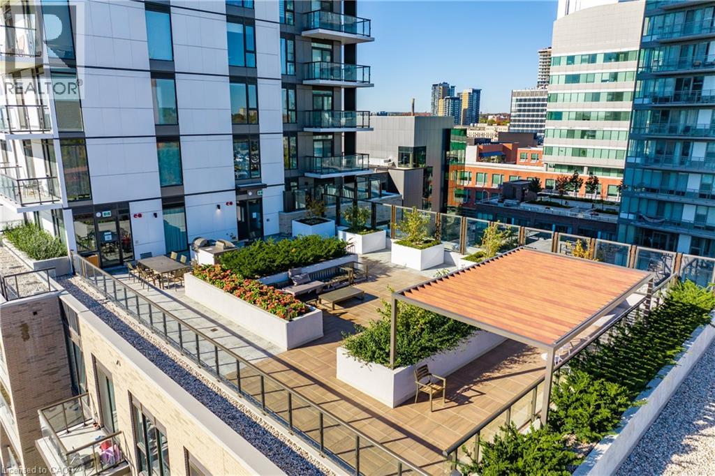 MLS® listing #29713721 for sale located at 55 DUKE Street Unit# 322