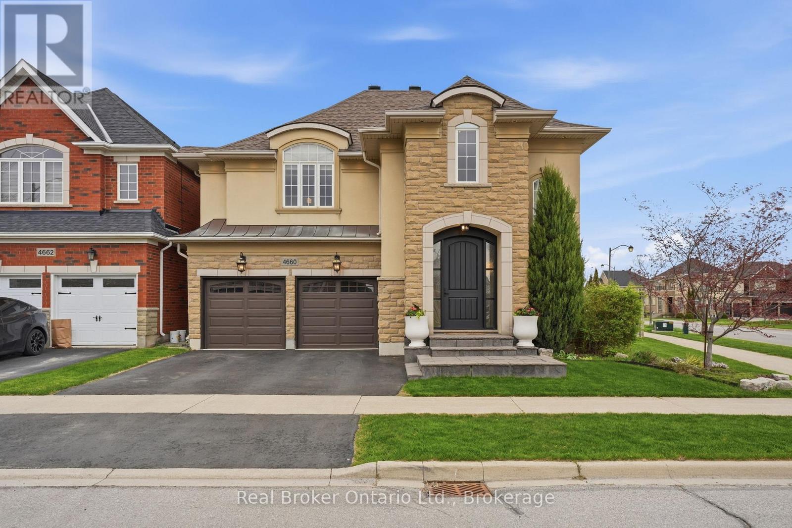 MLS® listing #29713815 for sale located at 4660 BRACKNELL ROAD