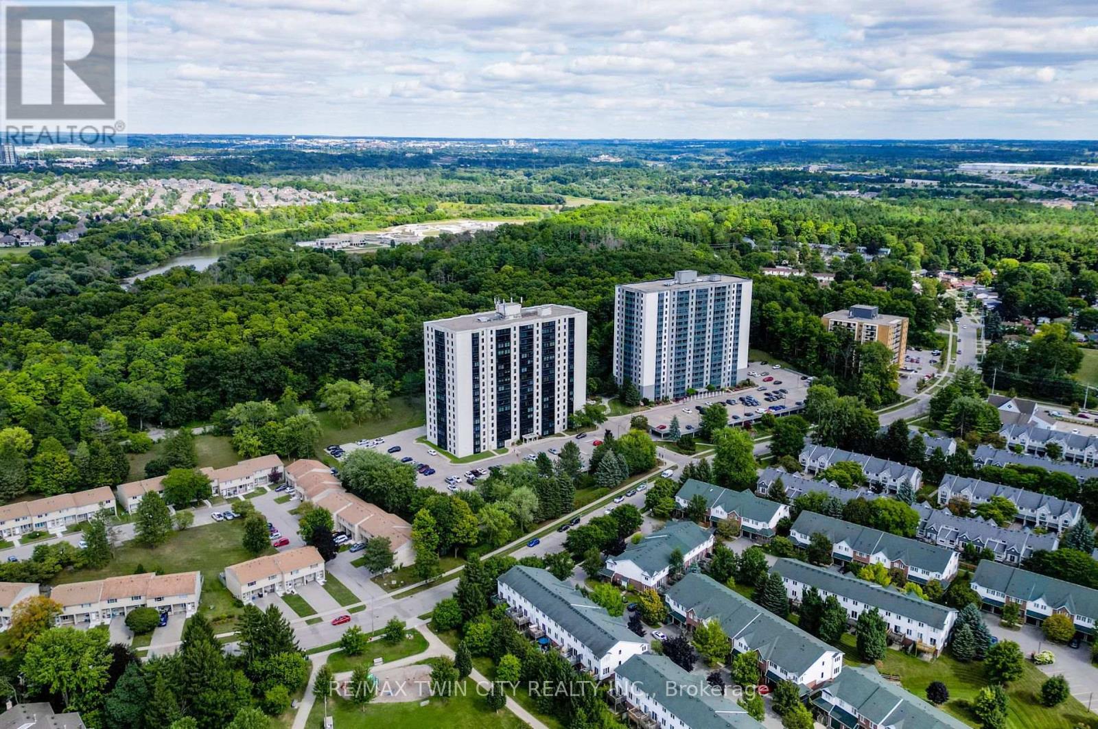 MLS® listing #29718431 for sale located at 1605 - 35 GREEN VALLEY DRIVE