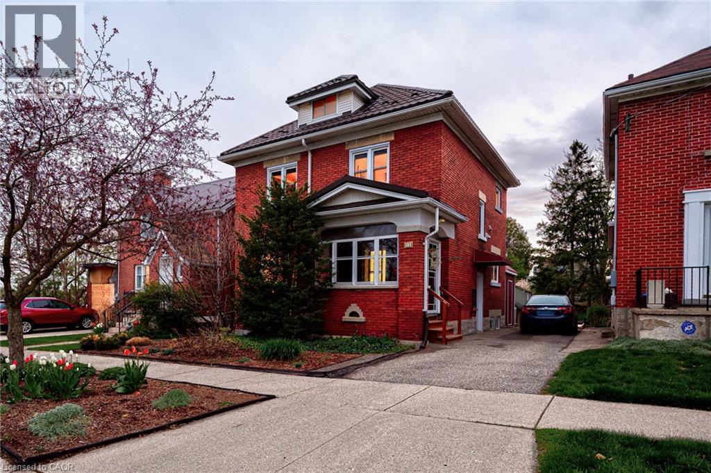 MLS® listing #29718562 for sale located at 16 BORDEN Avenue N