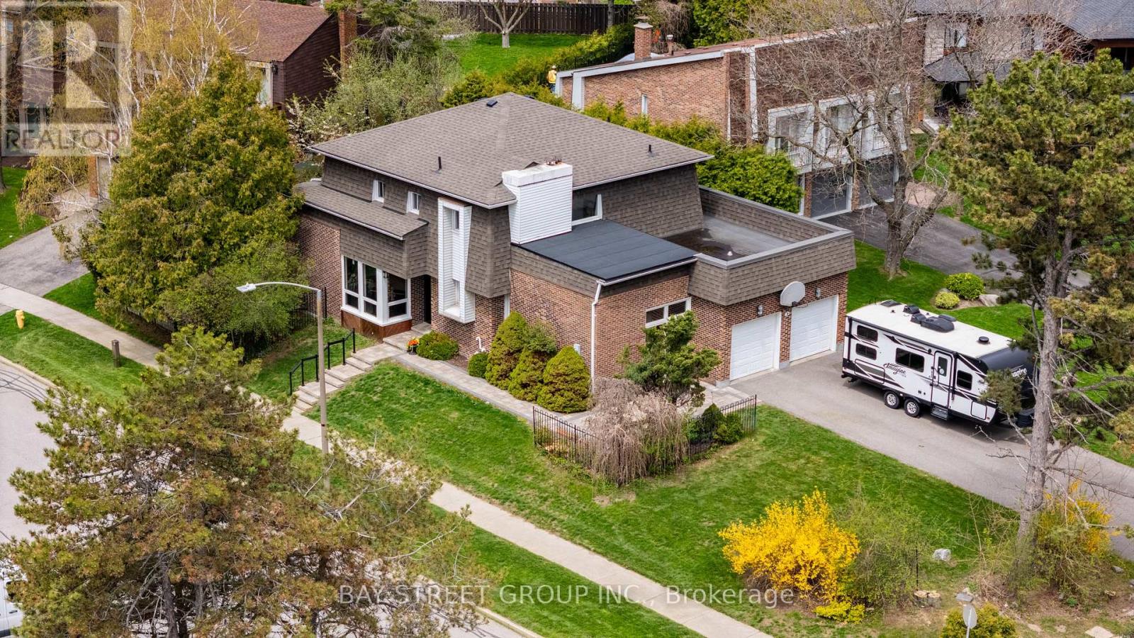 MLS® listing #29720593 for sale located at 62 CAPTAIN ROLPH COURT