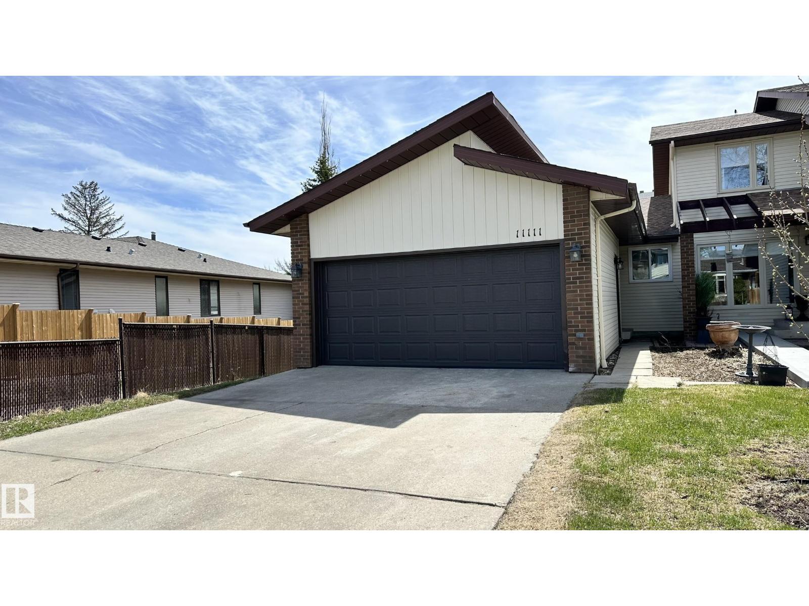 MLS® listing #29720658 for sale located at 11111 157 AV NW
