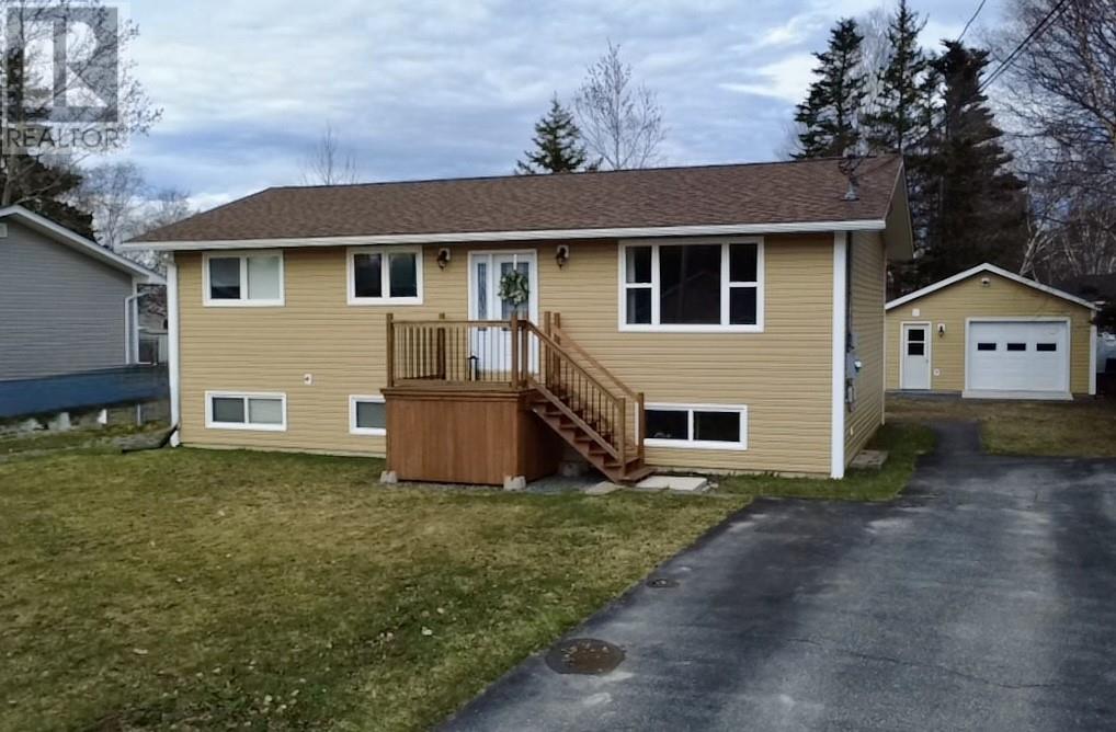 MLS® listing #29721065 for sale located at 17 Second Avenue