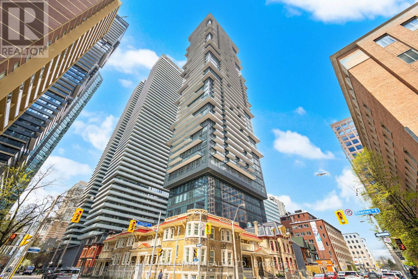 MLS® listing #29721293 for sale located at 2409 - 634 CHURCH STREET
