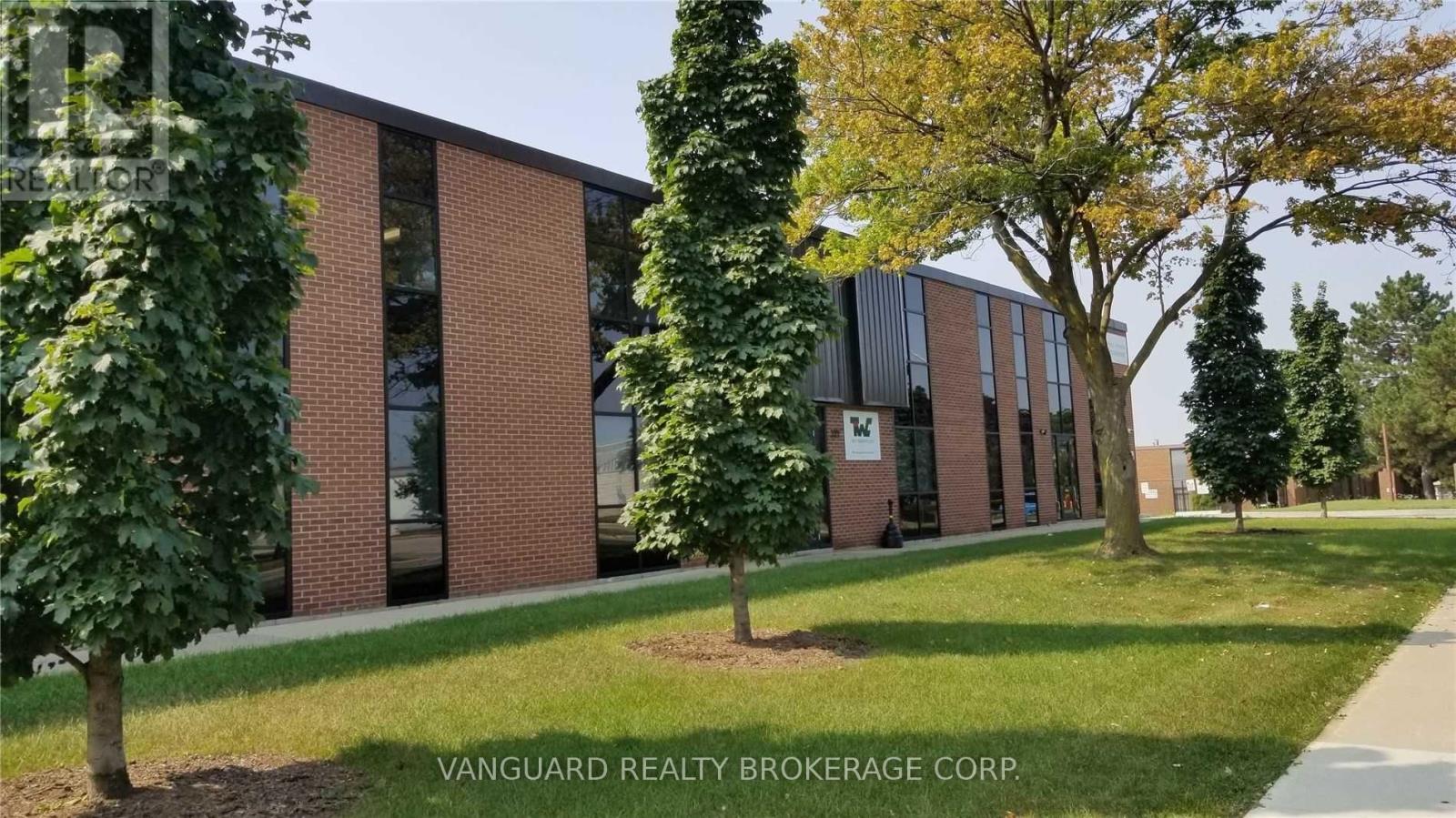 MLS® listing #29721382 for sale located at 22 - 375 CANARCTIC DRIVE