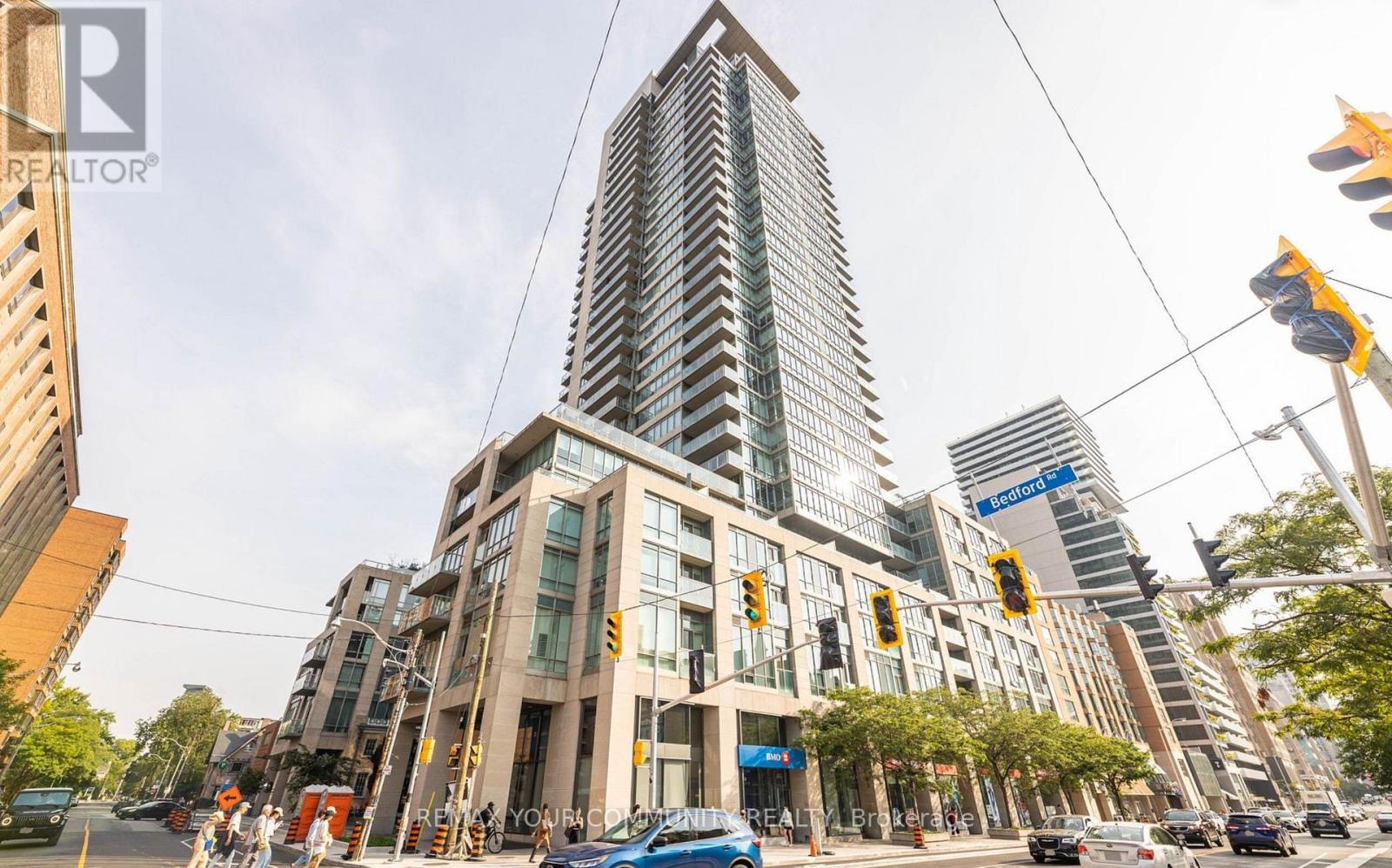 MLS® listing #29721611 for sale located at 405 - 1 BEDFORD ROAD