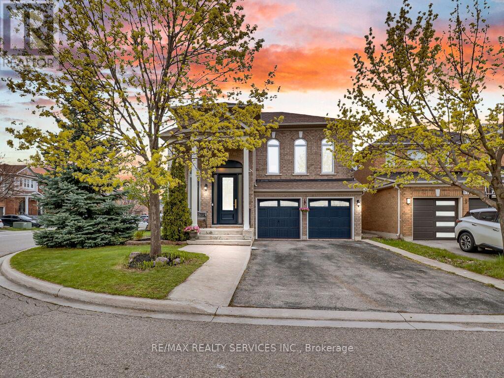 MLS® listing #29722450 for sale located at 13 MISTYCREEK CRESCENT