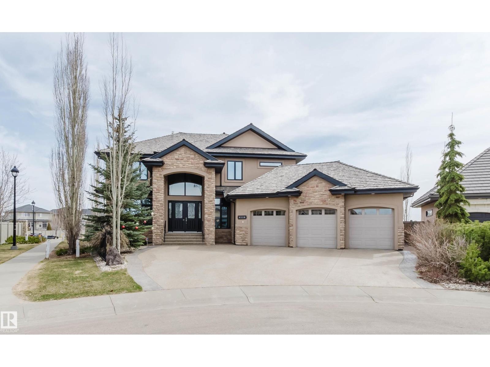 MLS® listing #29722639 for sale located at 4118 WESTCLIFF HEATH SW