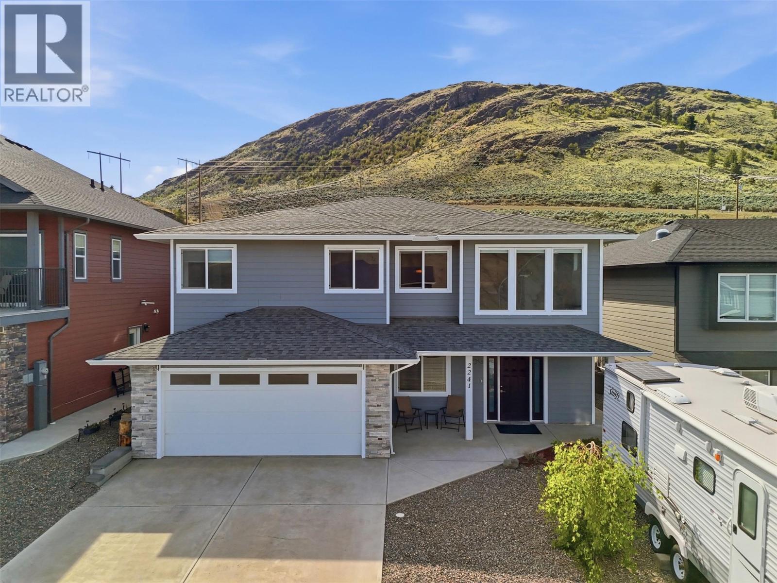 MLS® listing #29724987 for sale located at 2241 Saddleback Drive