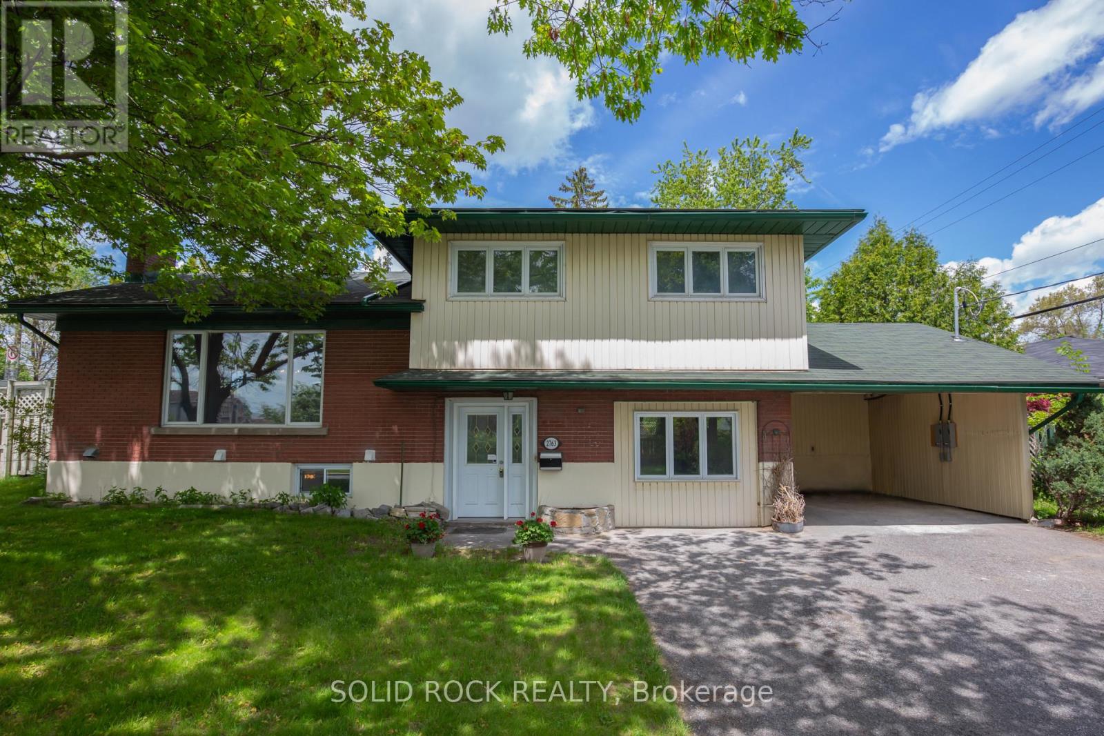 MLS® listing #29727380 for sale located at UNIT 1 - 2763 KELLY AVENUE