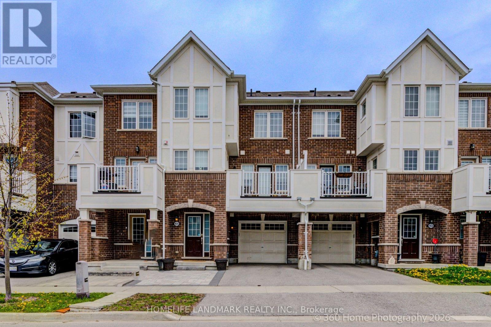 MLS® listing #29727405 for sale located at 1020 DRAGONFLY AVENUE