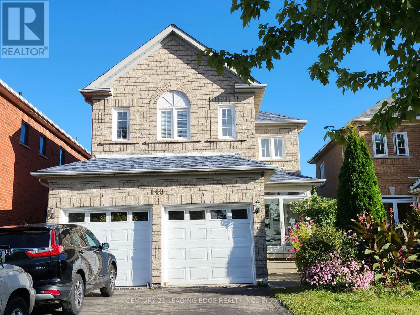 MLS® listing #29727440 for sale located at BSMT - 140 ROXBURY STREET