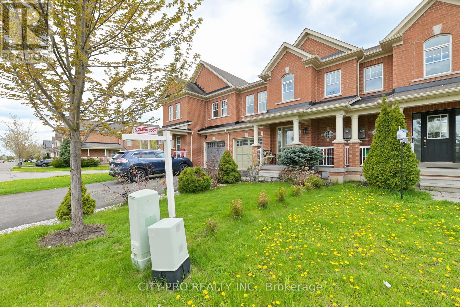MLS® listing #29727445 for sale located at 230 DUNCAN LANE