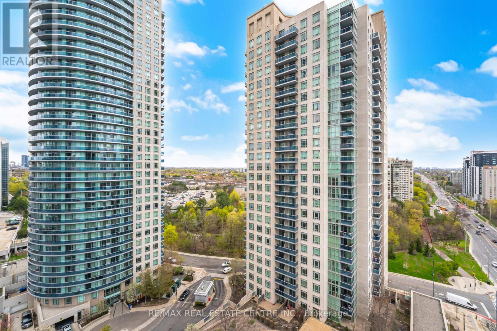 MLS® listing #29727448 for sale located at 1503 - 70 ABSOLUTE AVENUE