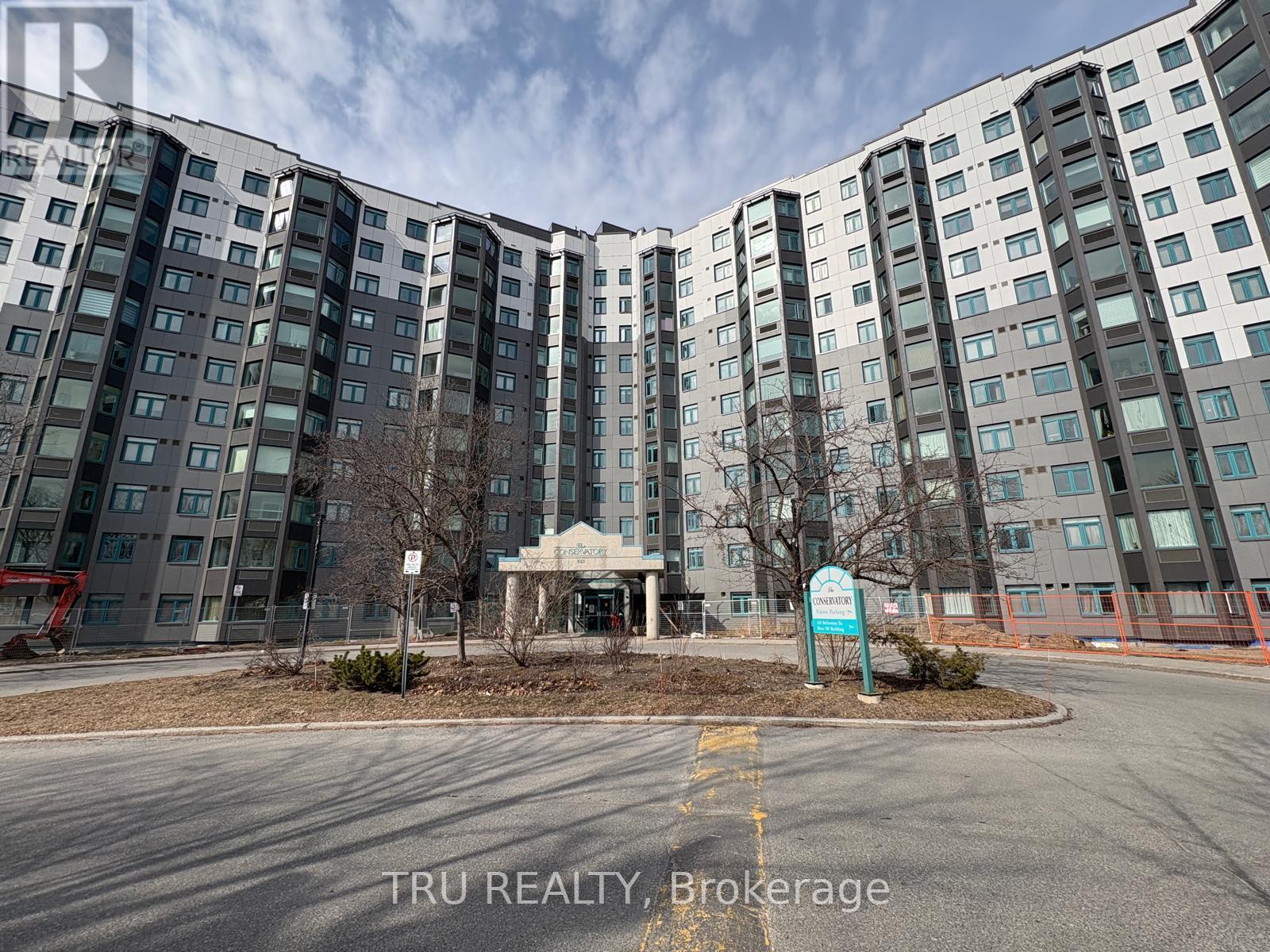 MLS® listing #29727551 for sale located at 609 - 1025 GRENON AVENUE