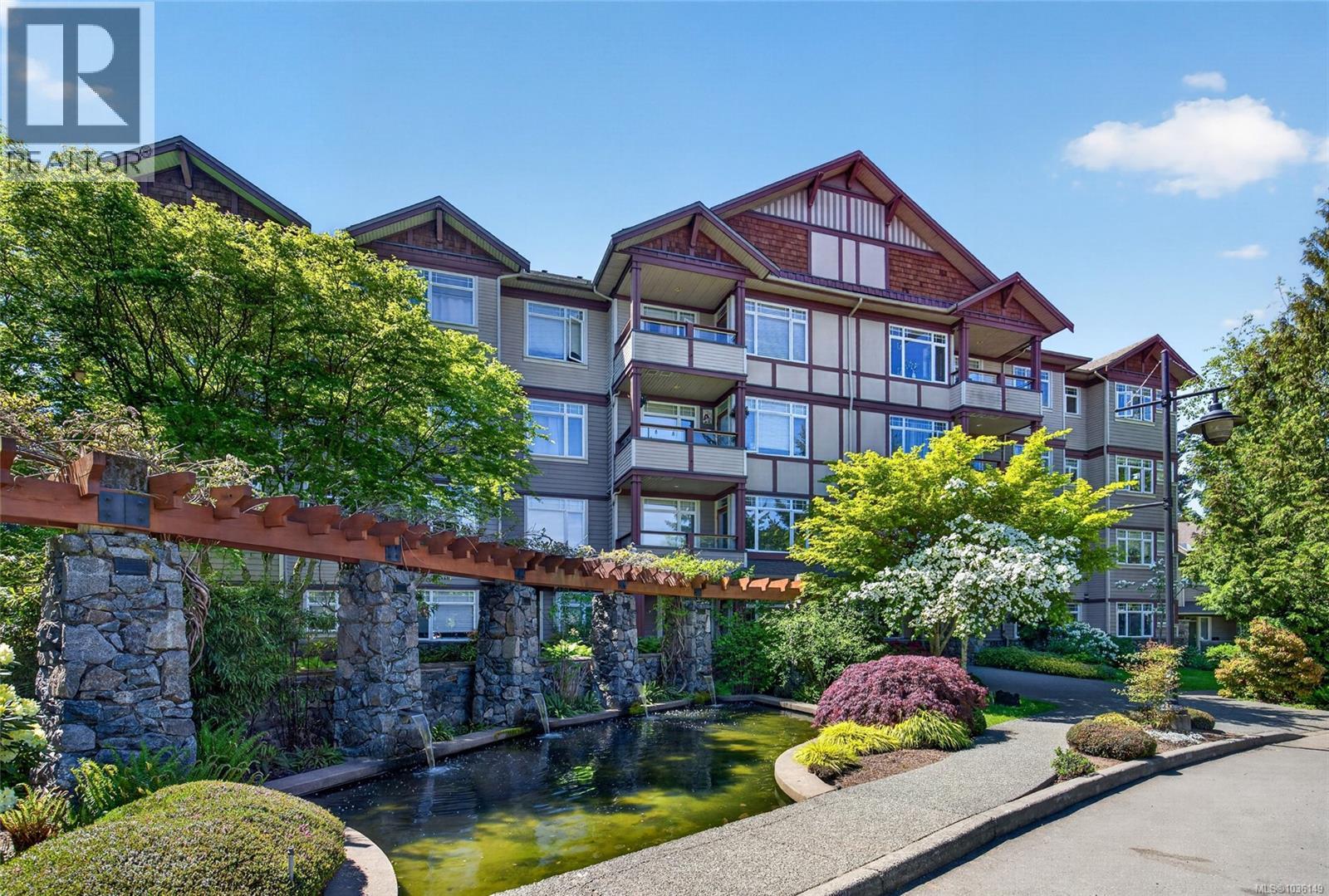 MLS® listing #29727594 for sale located at 303E 1115 Craigflower Rd