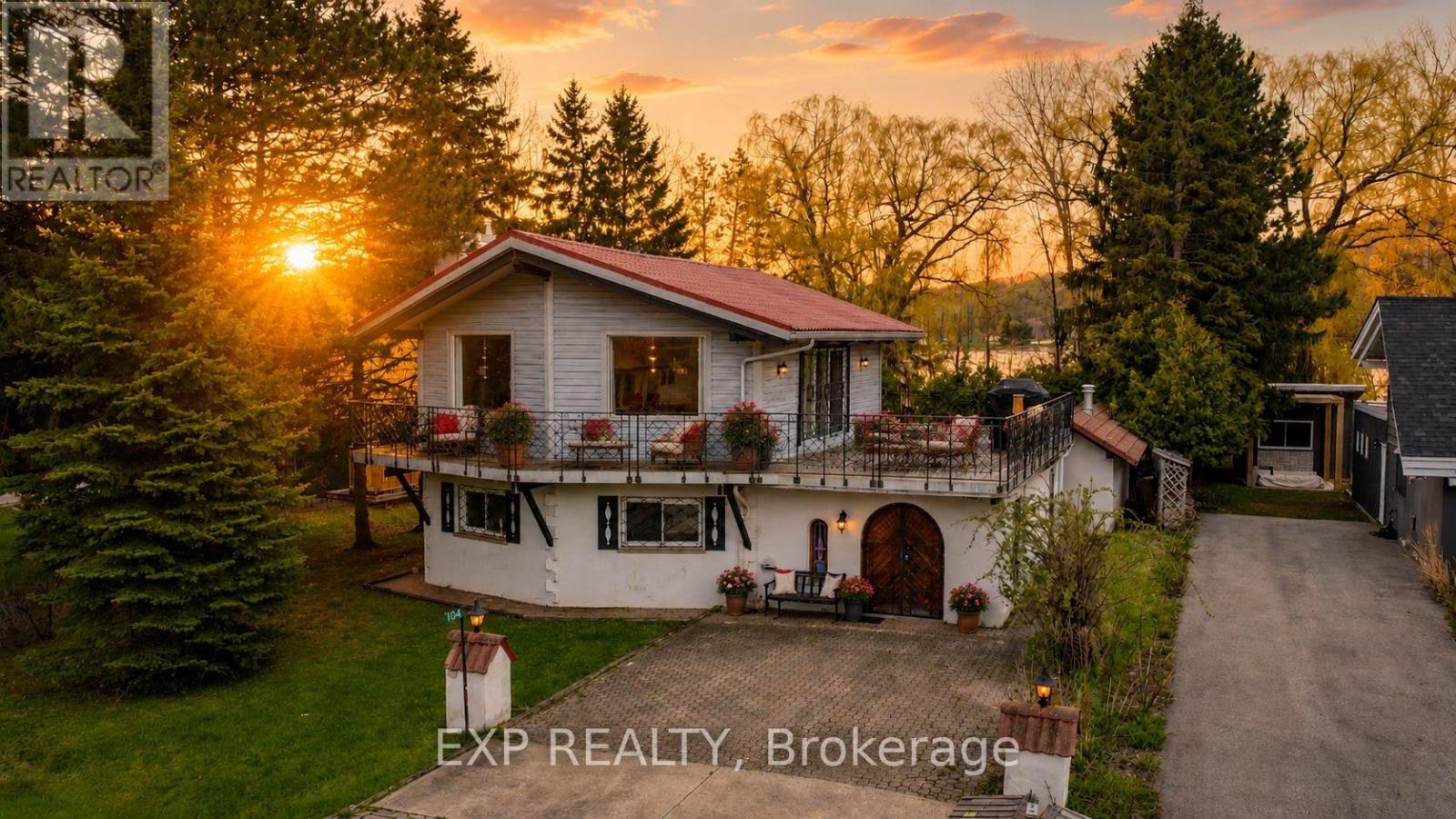 MLS® listing #29727616 for sale located at 104 KINSEY PLACE