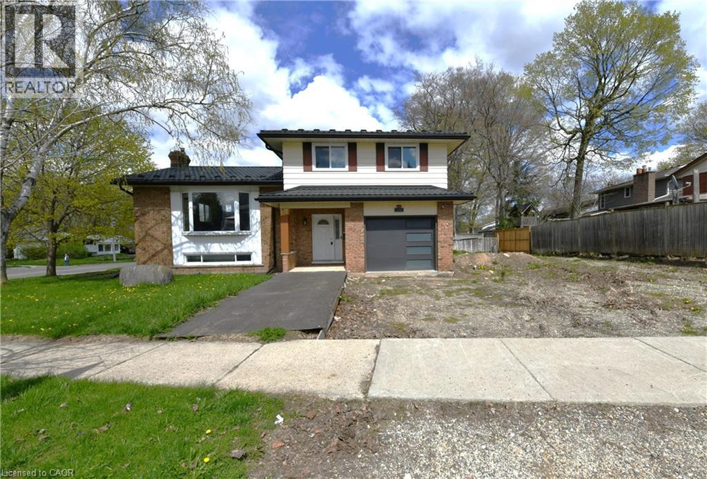 MLS® listing #29727689 for sale located at 110 SILVERSPRING Crescent