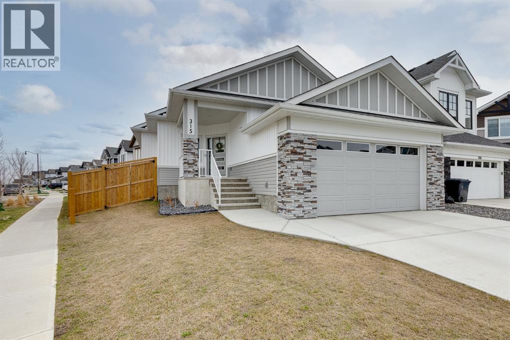 MLS® listing #29727811 for sale located at 315 Monterey Place SE