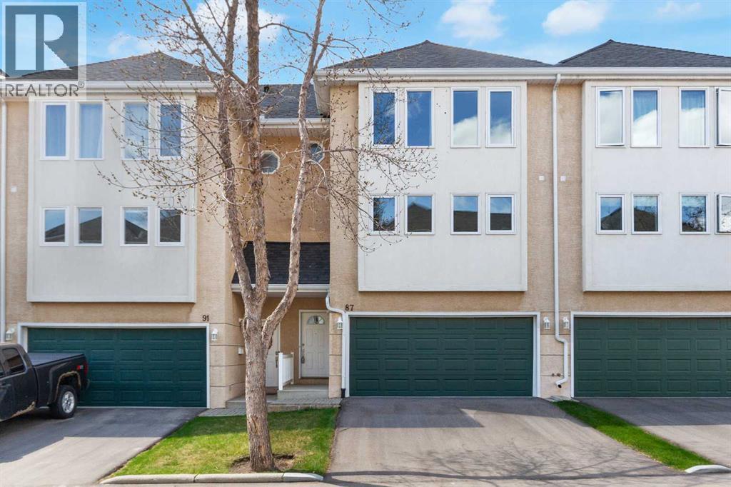 MLS® listing #29727885 for sale located at 87 Candle Terrace SW