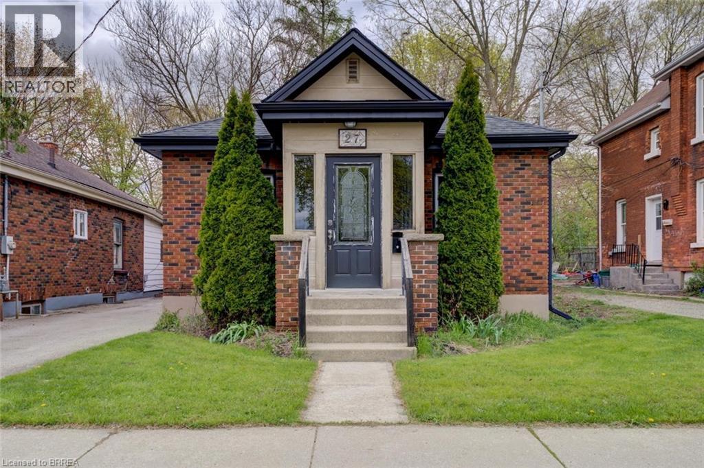 MLS® listing #29728011 for sale located at 27 EDWIN Street