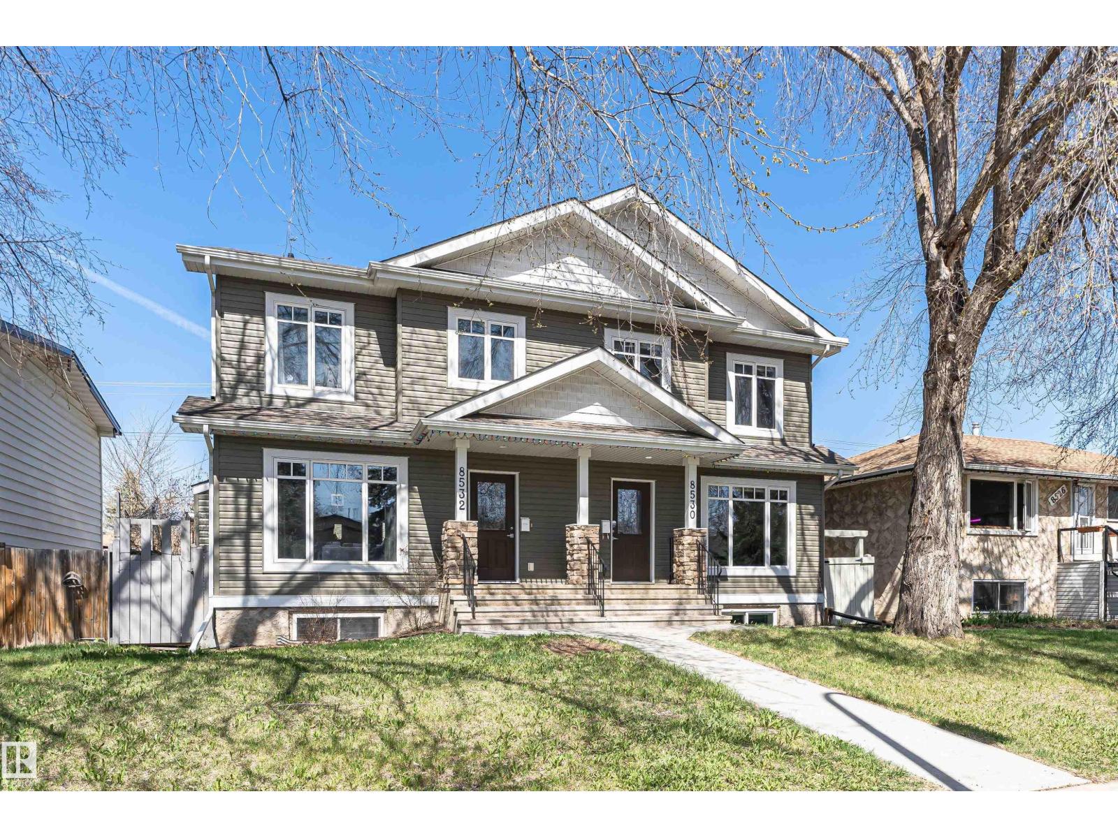 MLS® listing #29728600 for sale located at 8530 76 AV NW