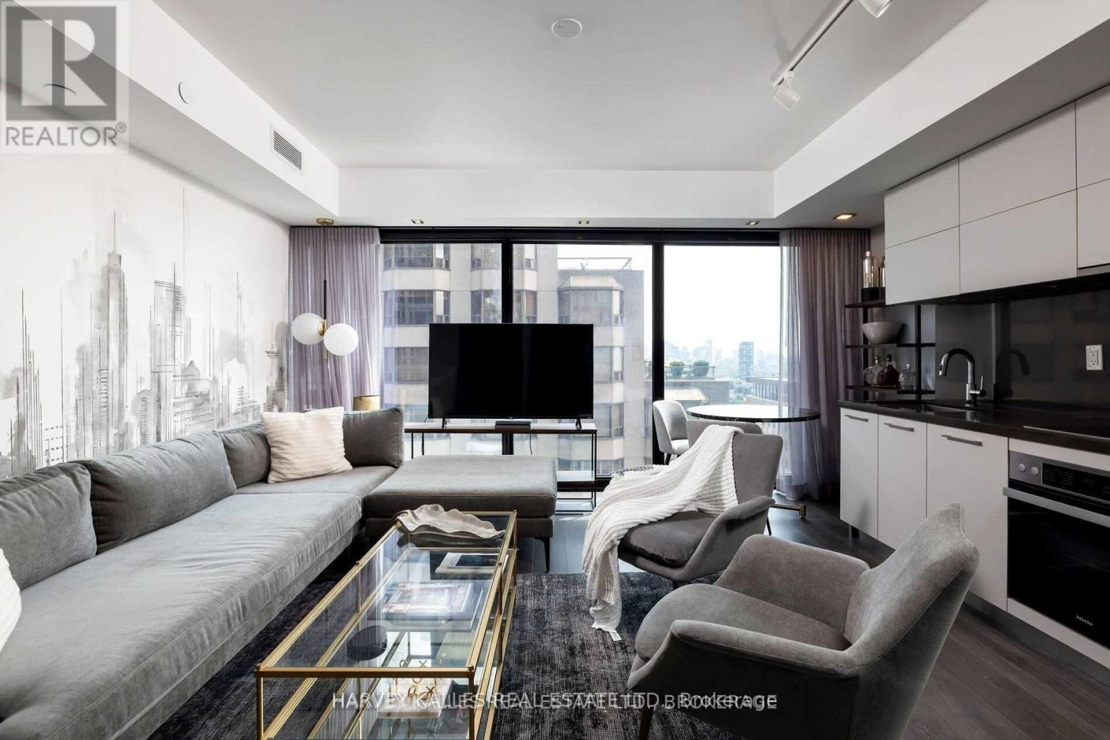 MLS® listing #29728629 for sale located at 2208 - 188 CUMBERLAND STREET S