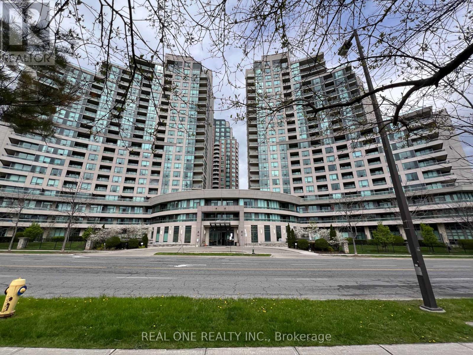 MLS® listing #29729224 for sale located at 801 - 503 BEECROFT ROAD