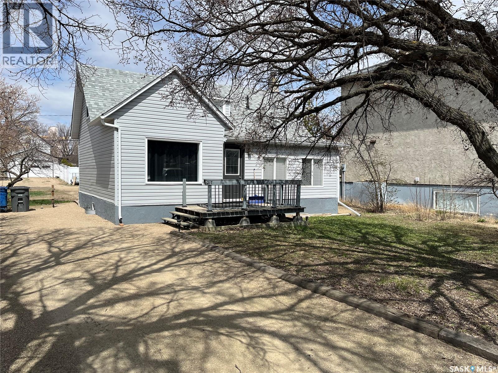 MLS® listing #29729250 for sale located at W 217 4th AVENUE W