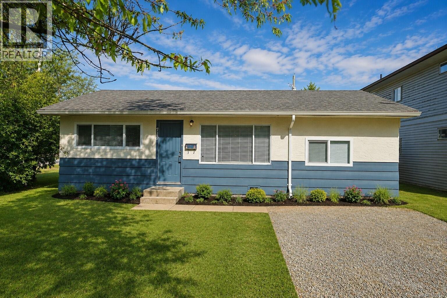 MLS® listing #29729552 for sale located at 710 Winchester Ave