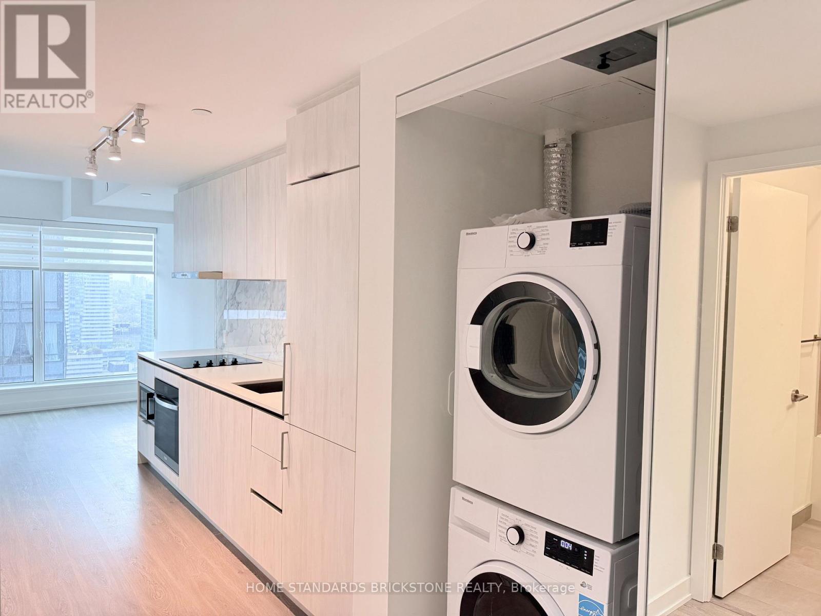 MLS® listing #29729557 for sale located at 3507 - 8 WELLESLEY STREET W