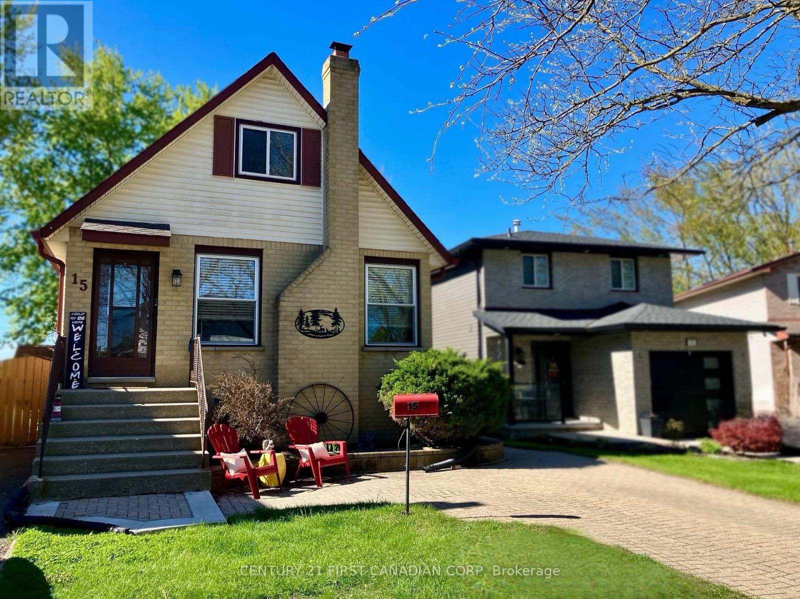 MLS® listing #29730191 for sale located at 15 CHANCTON CRESCENT