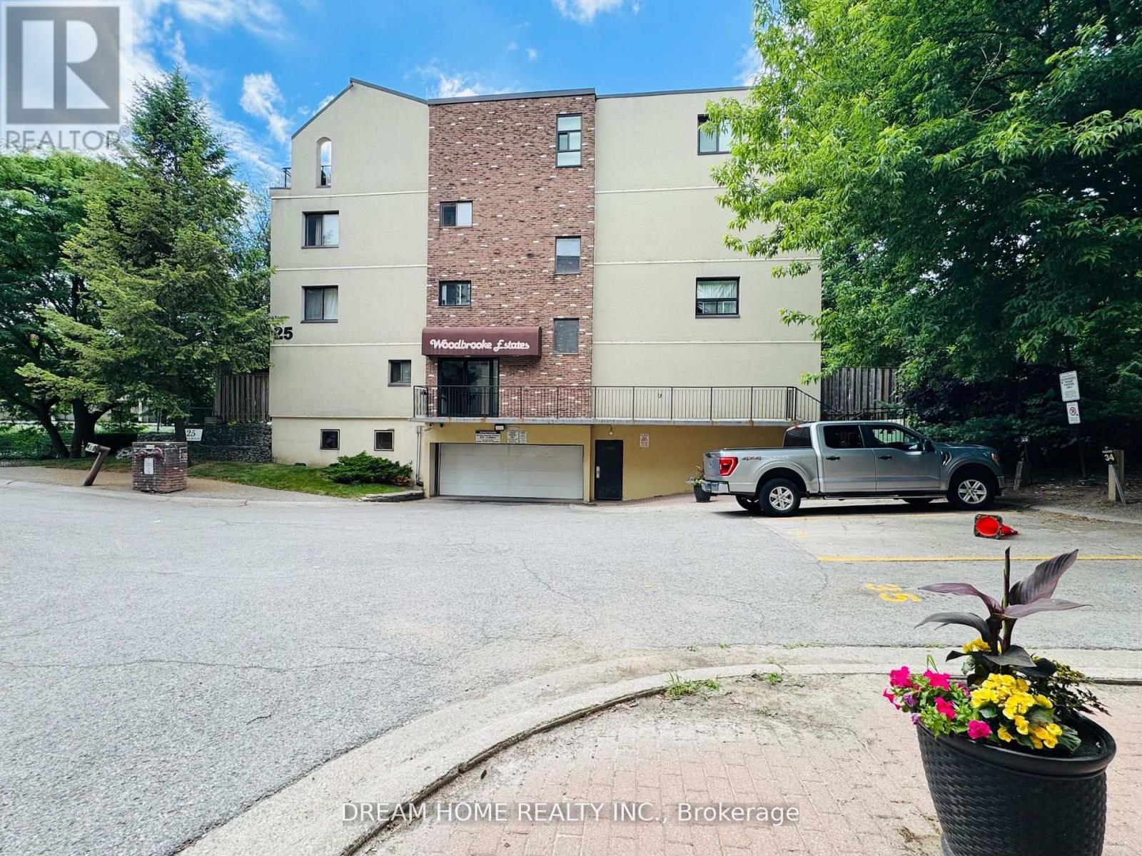 MLS® listing #29730197 for sale located at 11 - 25 PEBBLE BYWAY