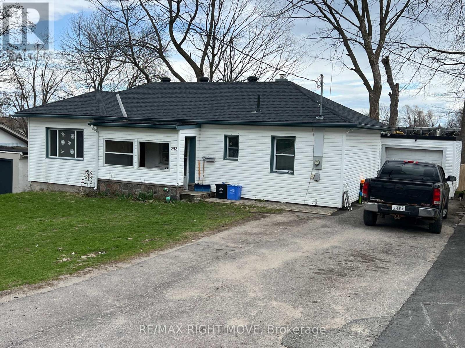 MLS® listing #29730453 for sale located at 243 MCKINNELL STREET