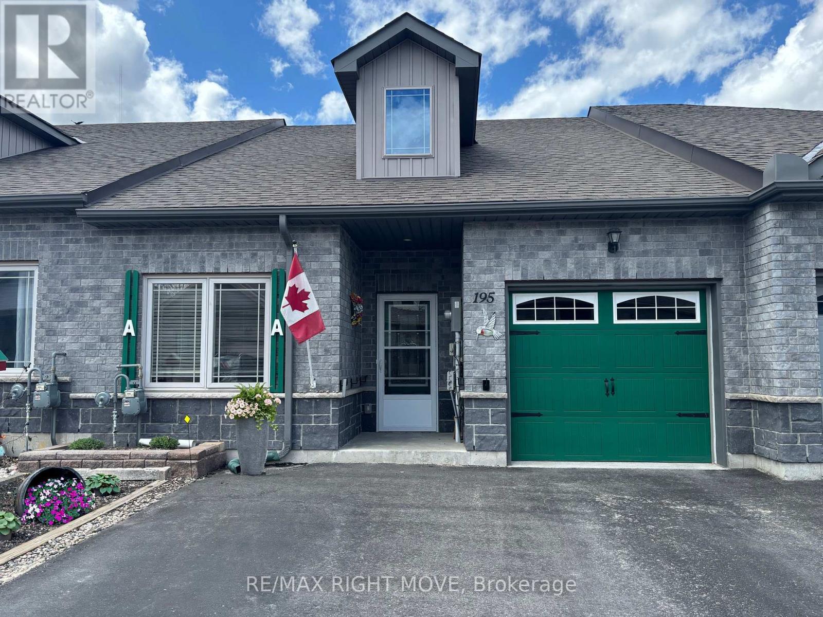 MLS® listing #29730509 for sale located at 195 LUCY LANE