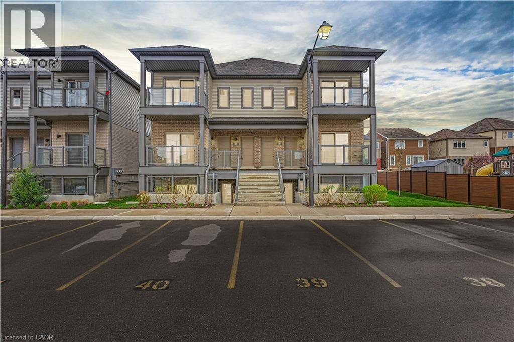 MLS® listing #29730675 for sale located at 205 WEST OAK Trail Unit# 42