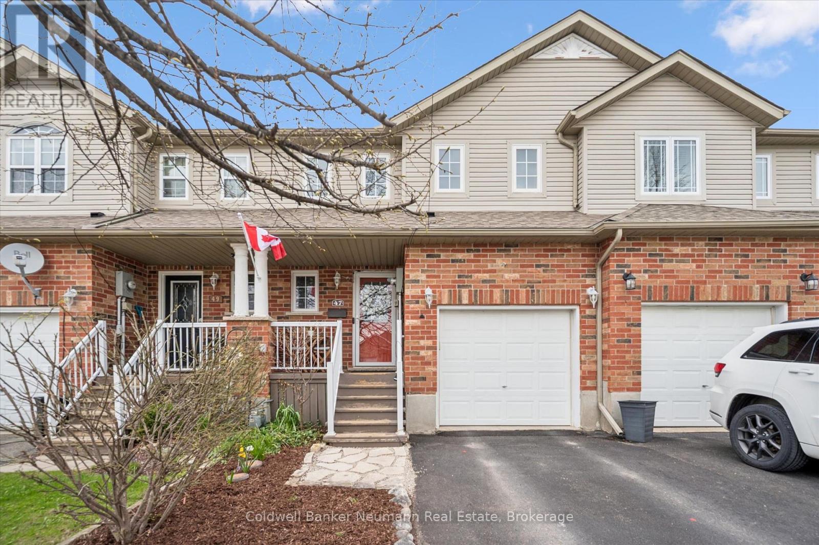MLS® listing #29731040 for sale located at 47 GIBBONS DRIVE