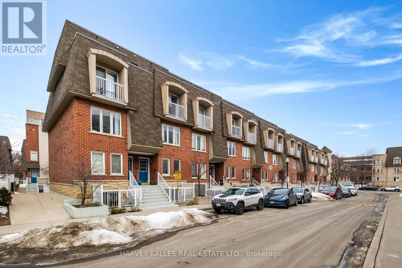 MLS® listing #29733942 for sale located at 18 - 20 TURNTABLE CRESCENT