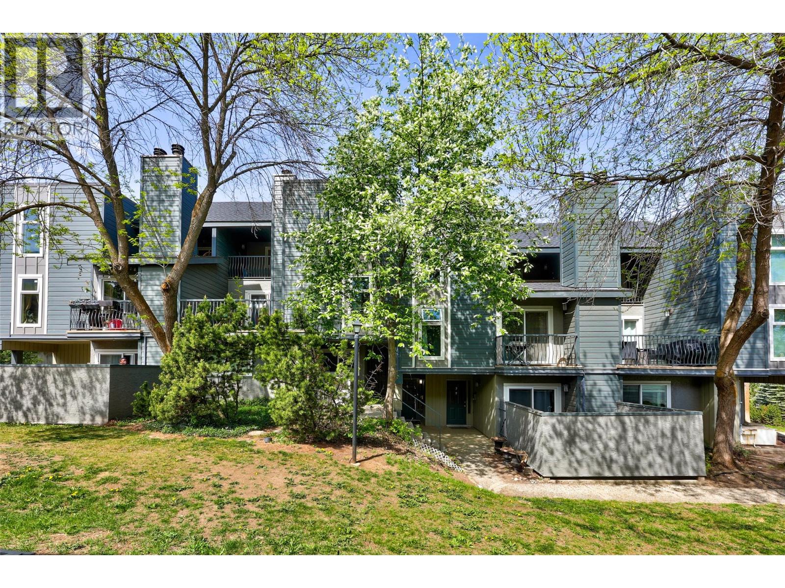 MLS® listing #29735531 for sale located at 1221 HUGH ALLAN Drive Unit# 2