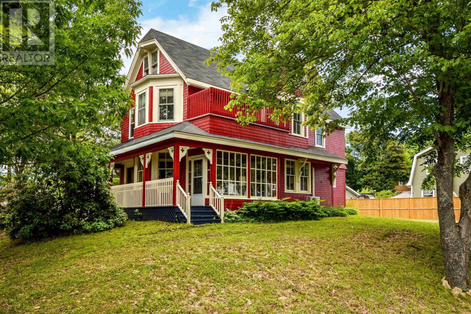 MLS® listing #29736398 for sale located at 57 King Street