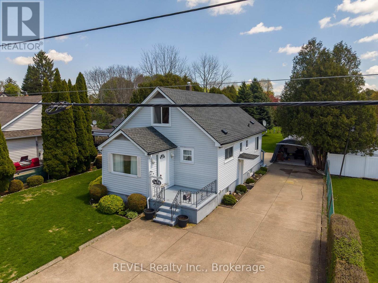 MLS® listing #29736429 for sale located at 3430 SAINT GEORGE AVENUE