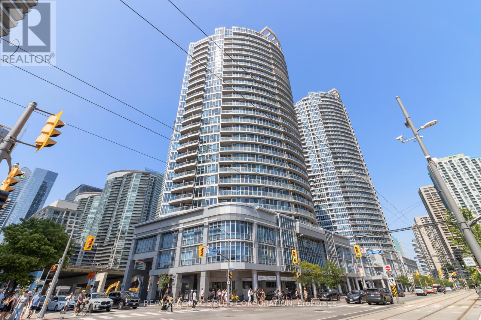 MLS® listing #29736920 for sale located at 2611 - 218 QUEENS QUAY W