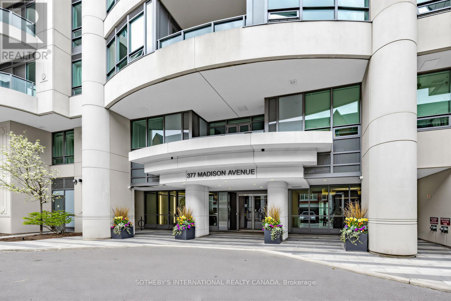 MLS® listing #29737191 for sale located at 714 - 377 MADISON AVENUE